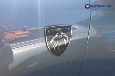 Peugeot 3008 GT Automatic Electric SUV - Stock Number (1619423) - 42nd supplementary image