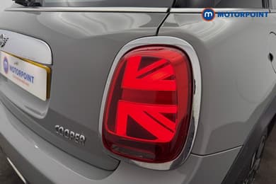 Mini Hatchback Cooper Exclusive Manual Petrol Hatchback - Stock Number (1657580) - 20th supplementary image