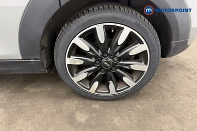 Mini Hatchback Cooper Exclusive Manual Petrol Hatchback - Stock Number (1657580) - 26th supplementary image