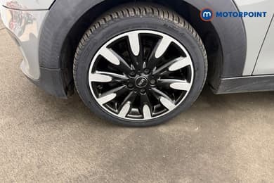 Mini Hatchback Cooper Exclusive Manual Petrol Hatchback - Stock Number (1657580) - 27th supplementary image
