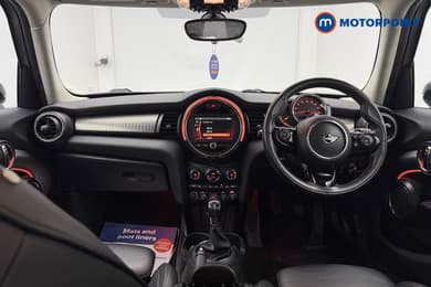 Mini Hatchback Cooper Exclusive Manual Petrol Hatchback - Stock Number (1657580) - 1st supplementary image