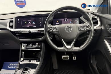 Vauxhall Grandland Ultimate Automatic Petrol Plug-In Hybrid SUV - Stock Number (1661858) - 2nd supplementary image