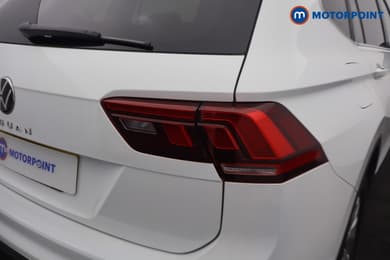 Volkswagen Tiguan Allspace Life Automatic Petrol SUV - Stock Number (1666974) - 3rd supplementary image