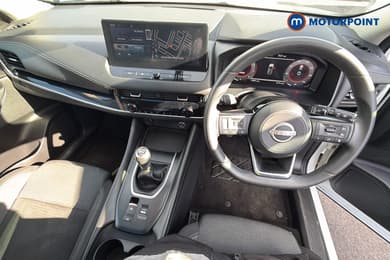 Nissan Qashqai N-Connecta Manual Petrol SUV - Stock Number (1667098) - 4th supplementary image