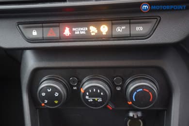 Dacia Sandero Expression Manual Petrol Hatchback - Stock Number (1674525) - 15th supplementary image