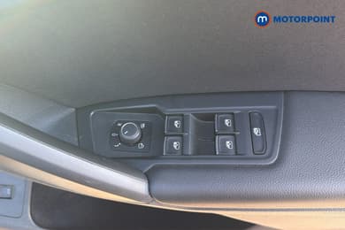Volkswagen Tiguan Elegance Automatic Diesel SUV - Stock Number (1674702) - 4th supplementary image