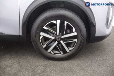 Peugeot 2008 Active Manual Petrol SUV - Stock Number (1674813) - 19th supplementary image