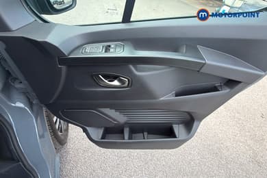 Renault Trafic Extra Sport Manual Diesel Panel Van - Stock Number (1674854) - 1st supplementary image