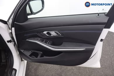 BMW 3 Series M Sport Automatic Petrol Plug-In Hybrid Saloon - Stock Number (1675797) - 10th supplementary image