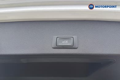 Audi Q2 S Line Automatic Petrol SUV - Stock Number (1676772) - 25th supplementary image