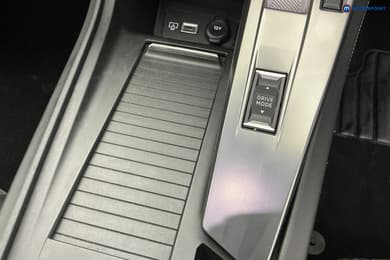 Peugeot 308 GT Automatic Petrol Plug-In Hybrid Estate - Stock Number (1677236) - 16th supplementary image