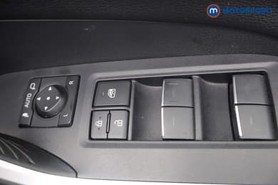 Toyota Rav4 Excel Automatic Petrol-Electric Hybrid SUV - Stock Number (1677440) - 11th supplementary image