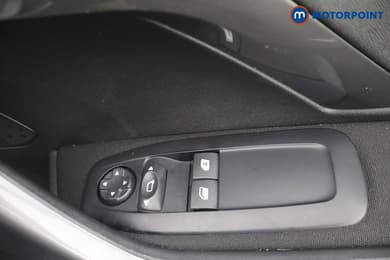 Peugeot 2008 Active Manual Petrol SUV - Stock Number (1677505) - 9th supplementary image