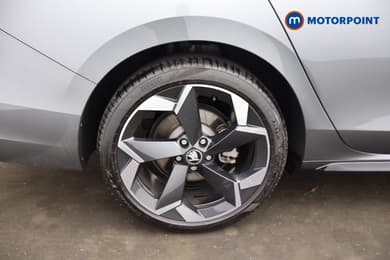 Skoda Superb Sportline Automatic Petrol Hatchback - Stock Number (1677847) - 26th supplementary image
