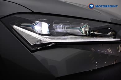 Skoda Superb Sportline Automatic Petrol Hatchback - Stock Number (1677847) - 28th supplementary image