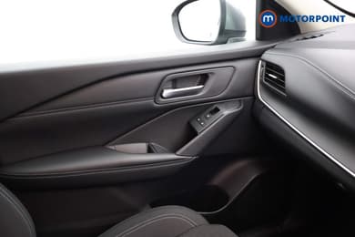 Nissan Qashqai Acenta Premium Manual Petrol SUV - Stock Number (1678031) - 11th supplementary image