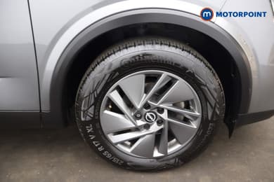 Nissan Qashqai Acenta Premium Manual Petrol SUV - Stock Number (1678031) - 28th supplementary image
