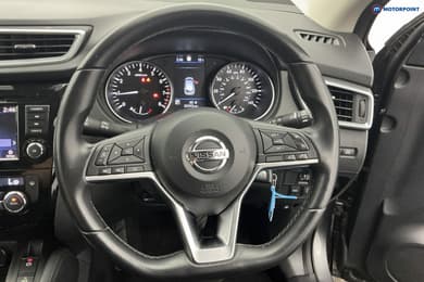 Nissan Qashqai Acenta Premium Automatic Petrol SUV - Stock Number (1678737) - 6th supplementary image