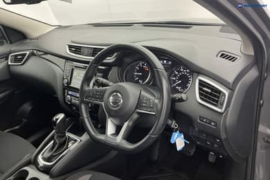 Nissan Qashqai Acenta Premium Automatic Petrol SUV - Stock Number (1678737) - 8th supplementary image