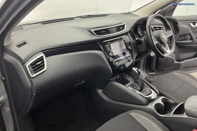 Nissan Qashqai Acenta Premium Automatic Petrol SUV - Stock Number (1678737) - 9th supplementary image