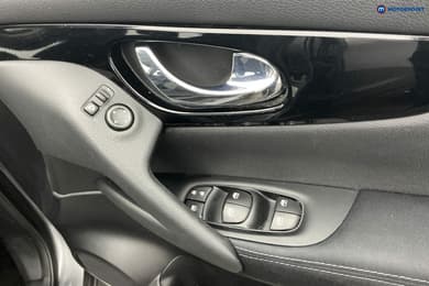Nissan Qashqai Acenta Premium Automatic Petrol SUV - Stock Number (1678737) - 25th supplementary image