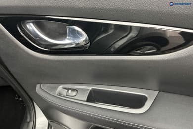 Nissan Qashqai Acenta Premium Automatic Petrol SUV - Stock Number (1678737) - 27th supplementary image