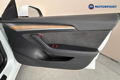Tesla Model 3 Standard Plus Automatic Electric Saloon - Stock Number (1656868) - 19th supplementary image