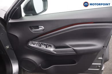 Nissan Juke Tekna Automatic Petrol SUV - Stock Number (1667726) - 10th supplementary image
