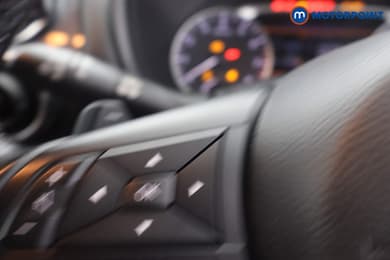 Nissan Juke Tekna Automatic Petrol SUV - Stock Number (1667726) - 15th supplementary image