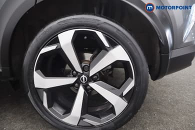 Nissan Juke Tekna Automatic Petrol SUV - Stock Number (1667726) - 31st supplementary image