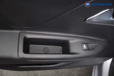 Vauxhall Mokka Ultimate Manual Petrol SUV - Stock Number (1669308) - 38th supplementary image