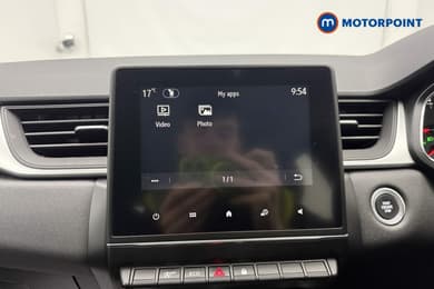 Renault Captur Iconic Edition Manual Petrol SUV - Stock Number (1673199) - 15th supplementary image