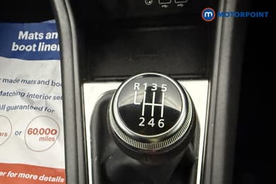 Renault Captur Iconic Edition Manual Petrol SUV - Stock Number (1673199) - 22nd supplementary image