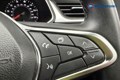 Renault Captur Iconic Edition Manual Petrol SUV - Stock Number (1673199) - 24th supplementary image