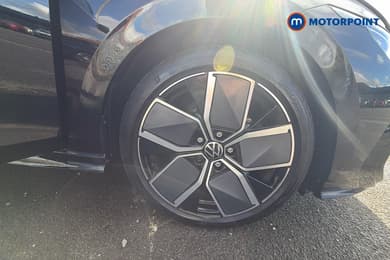 Volkswagen Golf Black Edition Manual Petrol Hatchback - Stock Number (1673582) - 27th supplementary image