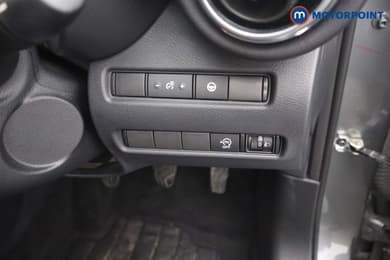 Nissan Juke Tekna Manual Petrol SUV - Stock Number (1678190) - 13th supplementary image