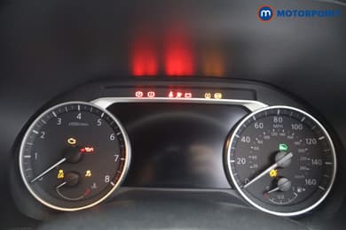 Nissan Juke Tekna Manual Petrol SUV - Stock Number (1678190) - 16th supplementary image