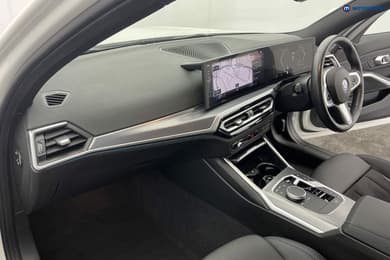 BMW 3 Series M Sport Automatic Petrol Plug-In Hybrid Saloon - Stock Number (1678780) - 9th supplementary image