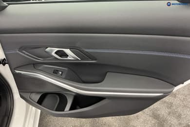 BMW 3 Series M Sport Automatic Petrol Plug-In Hybrid Saloon - Stock Number (1678780) - 27th supplementary image