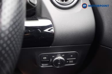 Mercedes-Benz GLA Amg Line Automatic Petrol SUV - Stock Number (1667559) - 7th supplementary image