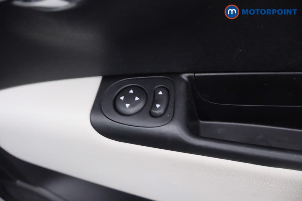 Fiat 500 Dolcevita Manual Petrol Hatchback - Stock Number (1671240) - 8th supplementary image