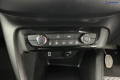 Vauxhall Corsa Design Manual Petrol Hatchback - Stock Number (1671557) - 17th supplementary image