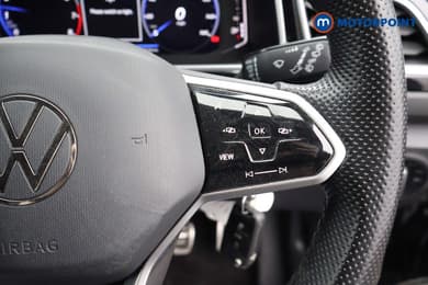 Volkswagen T-Roc R-Line Manual Petrol SUV - Stock Number (1674745) - 3rd supplementary image