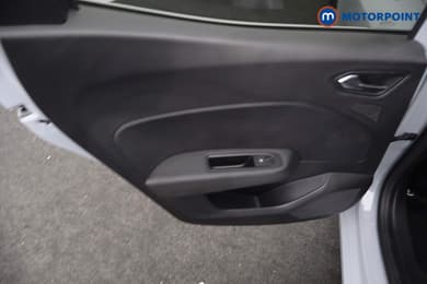 Renault Clio Techno Manual Petrol Hatchback - Stock Number (1677933) - 30th supplementary image