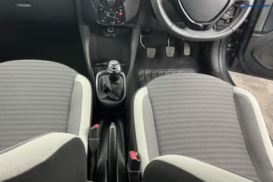 Toyota Aygo X-Play Manual Petrol Hatchback - Stock Number (1674400) - 11th supplementary image