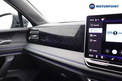 Volkswagen Tiguan R-Line Automatic Petrol Plug-In Hybrid SUV - Stock Number (1674471) - 11th supplementary image