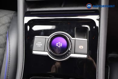 Volkswagen Tiguan R-Line Automatic Petrol Plug-In Hybrid SUV - Stock Number (1674471) - 15th supplementary image