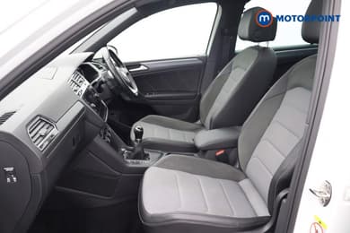 Volkswagen Tiguan R-Line Tech Manual Diesel SUV - Stock Number (1675919) - 25th supplementary image