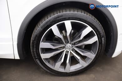 Volkswagen Tiguan R-Line Tech Manual Diesel SUV - Stock Number (1675919) - 30th supplementary image
