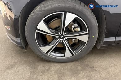 Polestar 4 Coupe Long Range Single Motor Automatic Electric SUV - Stock Number (1676078) - 30th supplementary image